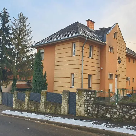 Adel Appartement